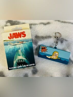 JAWS Cards “Classic Movie Deck”/Universal Retro 3D Foam Bag/Key Chain -NWOT